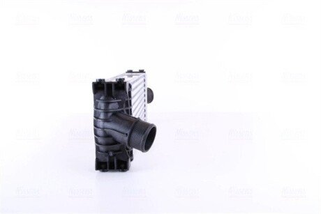 Радиатор интеркулера nissens 961230