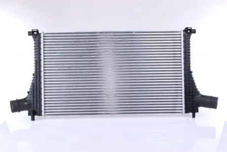 Радиатор интеркулера nissens 961502