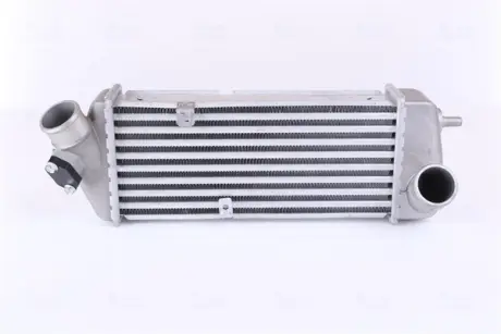 Радіатор інтеркулера Nissens 96270