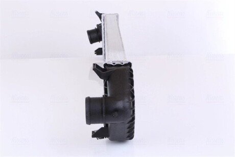 Радіатор інтеркулера nissens 96492