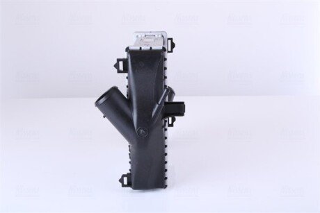 Радиатор интеркулера nissens 96579