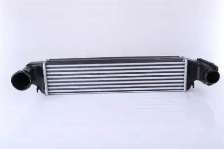 Радіатор інтеркулера Nissens 96654