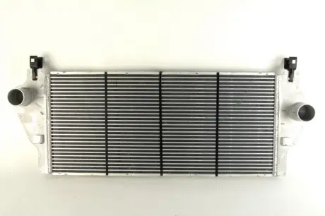 Радиатор интеркулера nissens 96799 Рено Лагуна 2