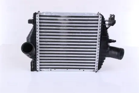 Радіатор інтеркулера Nissens 96894