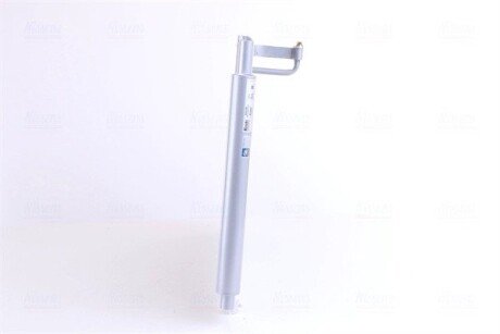 Радiатор кондицiонера nissens 940108