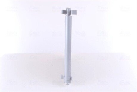 Радiатор кондицiонера nissens 940207