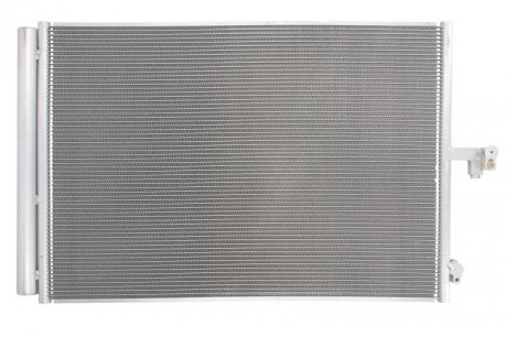 Радiатор кондицiонера nissens 940780