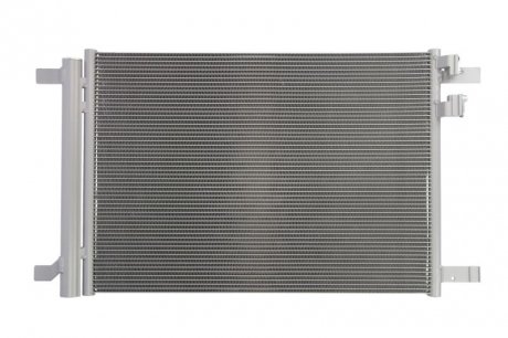 Радiатор кондицiонера nissens 941067