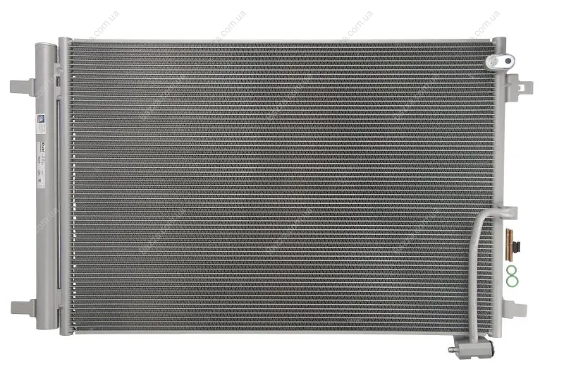 Радiатор кондицiонера nissens 941077