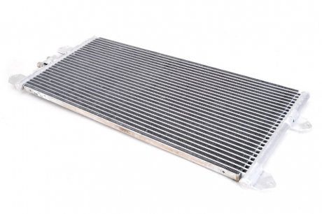 Радiатор кондицiонера nissens 94307