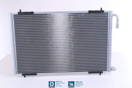 Радiатор кондицiонера nissens 94392