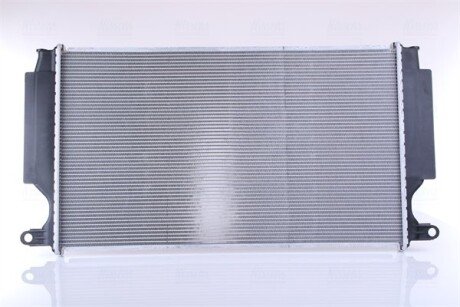 Радіатор кондиціонера Toyota Avensis 08- nissens 64693