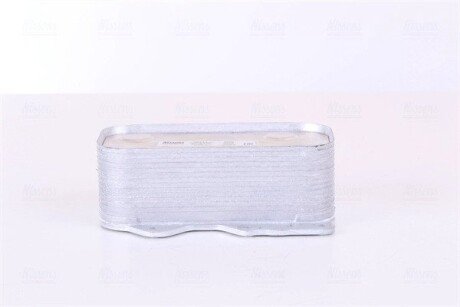 Радіатор масляний nissens 90712