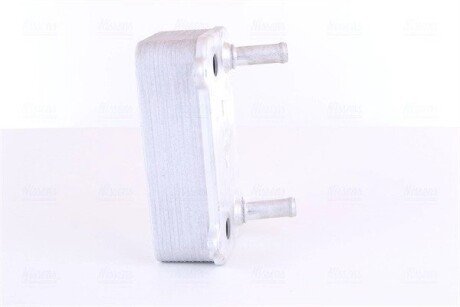 Радіатор масляний nissens 90735