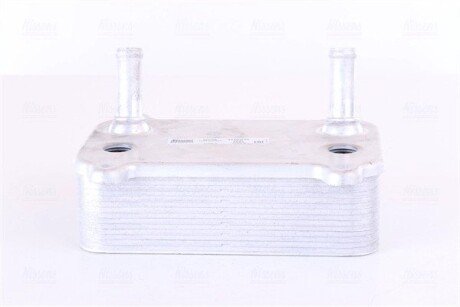 Радіатор масляний nissens 90735