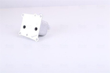 Радіатор масляний nissens 90776