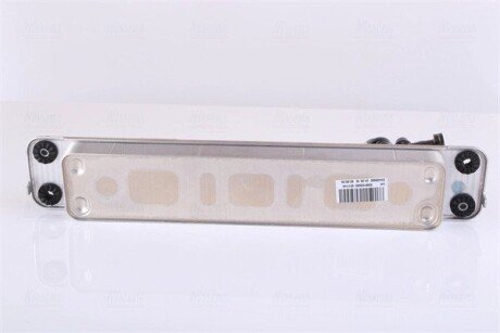 Радіатор масляний nissens 90837