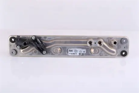 Радіатор масляний Nissens 90837
