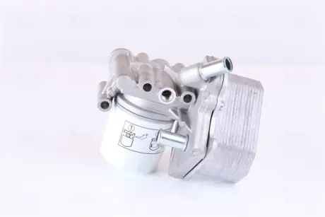 Радіатор масляний nissens 90893