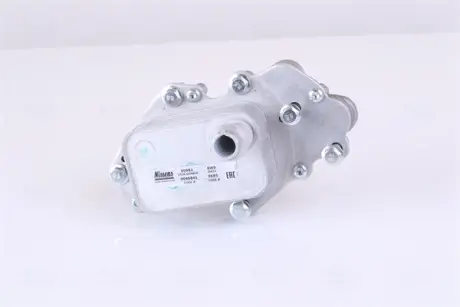 Радіатор масляний Nissens 90982