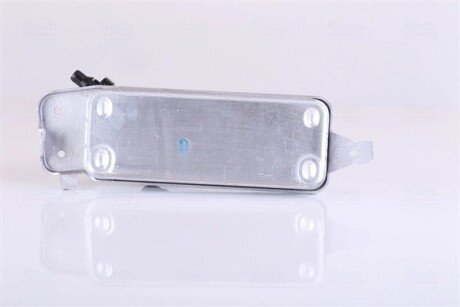 Радіатор масляний nissens 90988