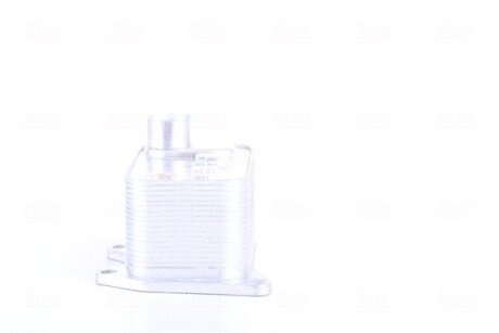 Радіатор масляний nissens 90994