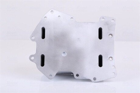 Радіатор масляний nissens 91279