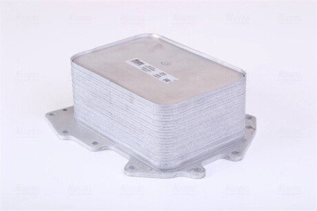 Радіатор масляний nissens 91279