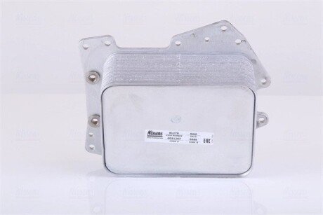 Радіатор масляний nissens 91279 на Рендж (ленд) ровер Вог