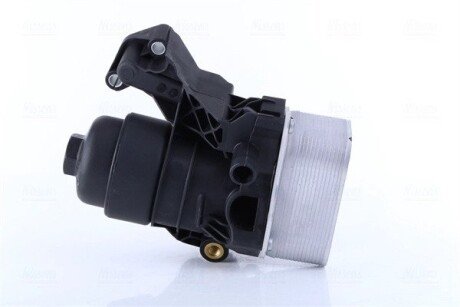 Радіатор масляний з корпусом VW T6/ VW CRAFTER 2015- nissens 91244