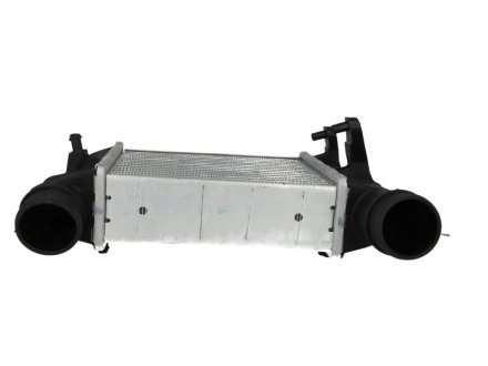 Радиатор интеркулера nissens 96707