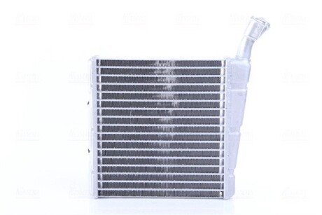 Радиатор охлаждения двигателя nissens 606334