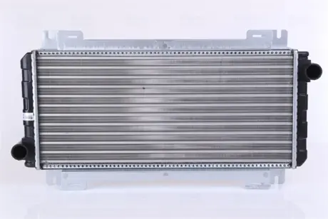 Радіатор охолодження двигуна Nissens 62093