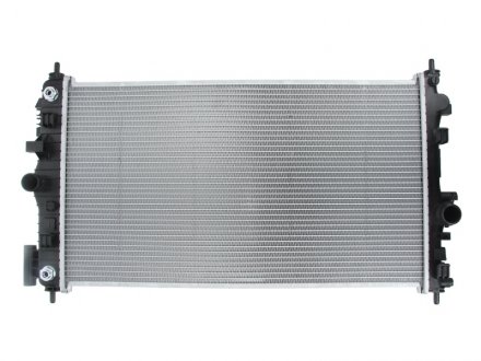 Радиатор охлаждения двигателя nissens 630717 на Chevrolet Малибу