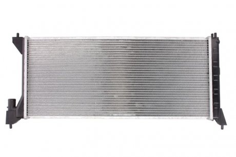 Радіатор охолодження двигуна nissens 630749