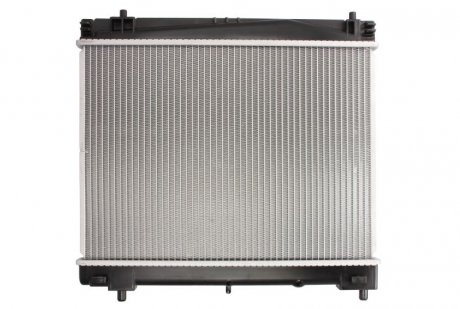 Радіатор охолодження двигуна nissens 64671A