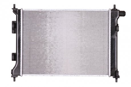 Радіатор охолодження двигуна nissens 666213
