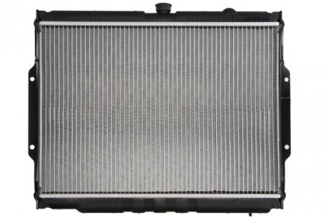 Радиатор охлаждения двигателя nissens 67046