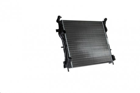 Радиатор охлаждения двигателя nissens 67229