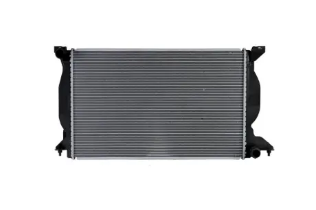 Радіатор охолодження двигуна Nissens 60302A