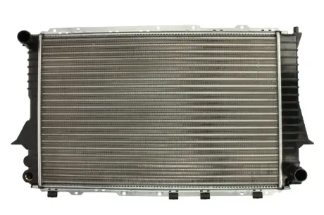 Радіатор охолодження двигуна Nissens 60459