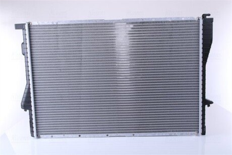 Радіатор охолодження двигуна nissens 60603A
