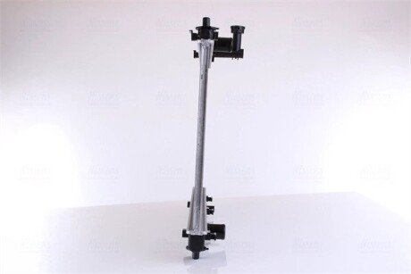 Радиатор охлаждения двигателя nissens 606146