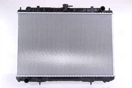 Радіатор охолодження двигуна nissens 606160