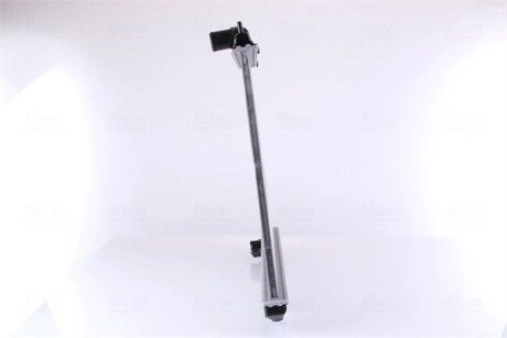 Радіатор охолодження двигуна nissens 606161