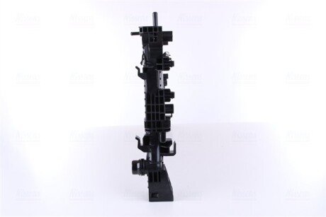 Радіатор охолодження двигуна nissens 606170