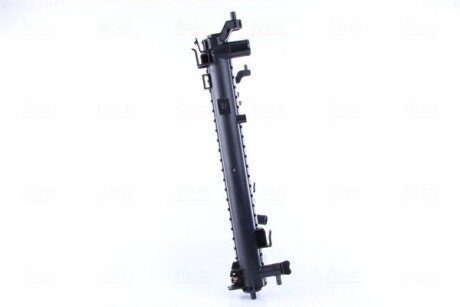 Радиатор охлаждения двигателя nissens 606266