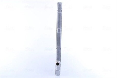 Радіатор охолодження двигуна nissens 606327