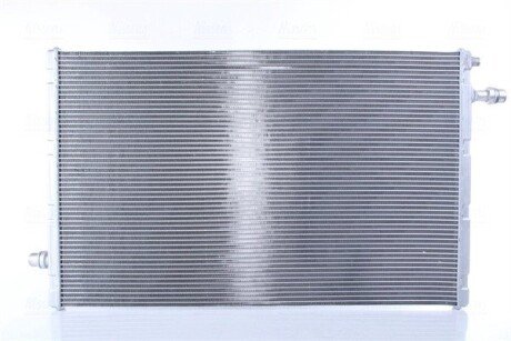 Радіатор охолодження двигуна nissens 606327