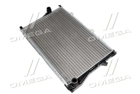 Радіатор охолодження двигуна Nissens 60648